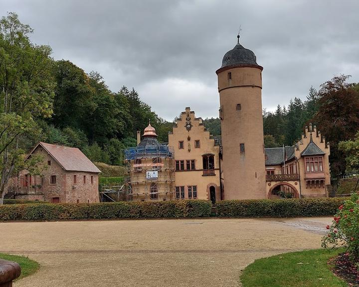 Altes Wirtshaus Schlosshotel Mespelbrunn